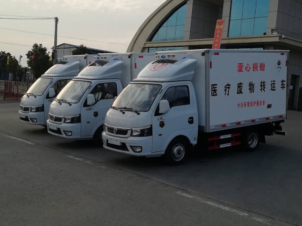 国六东风途逸医疗废物转运车